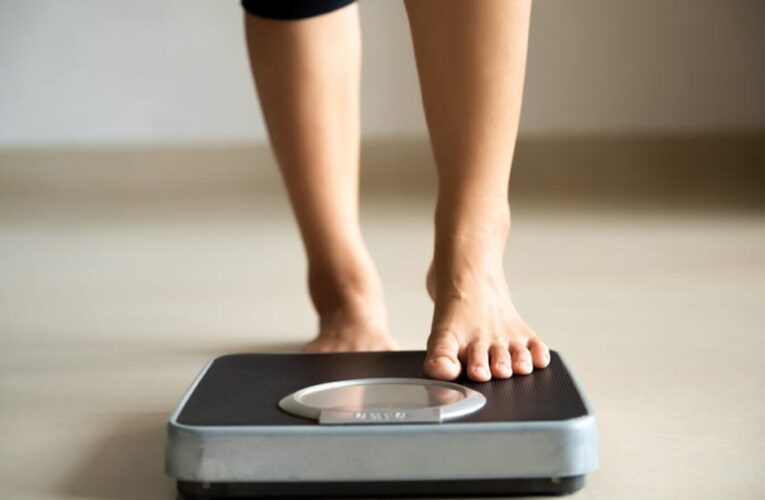 Stop Weighing Yourself Randomly. Here’s When to Do It for the Best Results     – CNET