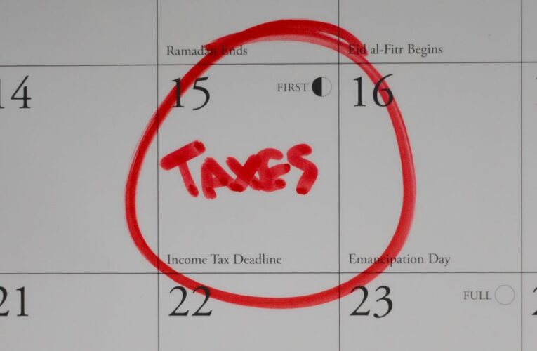 Taxes Are Due April 15, Unless You Live in One of These States     – CNET