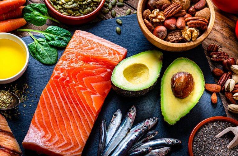 Mediterranean Diet for Heart Health: Foods to Eat and How to Get Started     – CNET