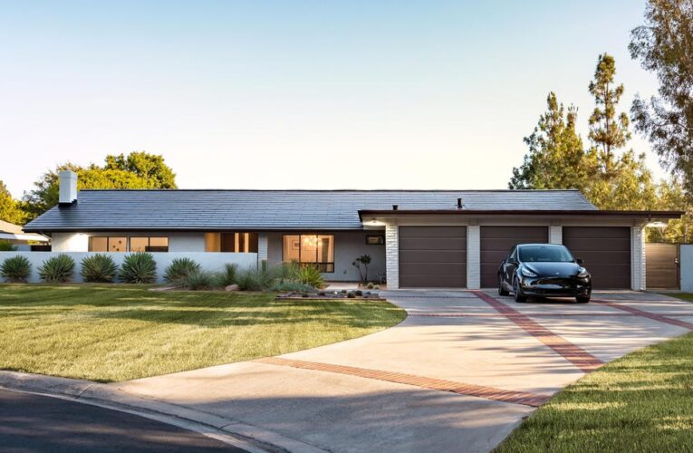 How Much Does a Tesla Solar Roof Cost?     – CNET