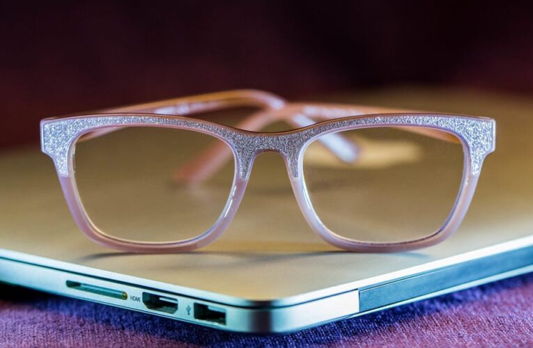 Best Blue-Light-Blocking Glasses of 2024     – CNET