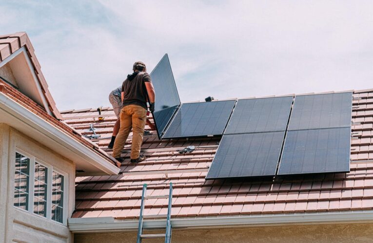 Nearly Half of Homeowners Say It’s Hard to Find a Solar Installer They Trust     – CNET