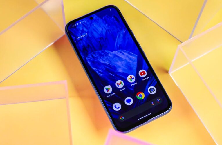 After Using Google’s Pixel 8A, I’m Questioning the Pixel 8’s Purpose     – CNET