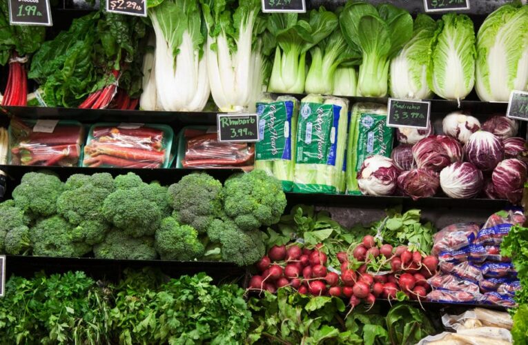 I Bought All-Organic Groceries for a Week to See How Much More It Costs     – CNET