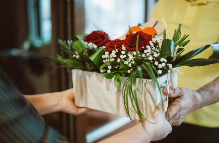 Best Online Flower Delivery Services for 2024     – CNET