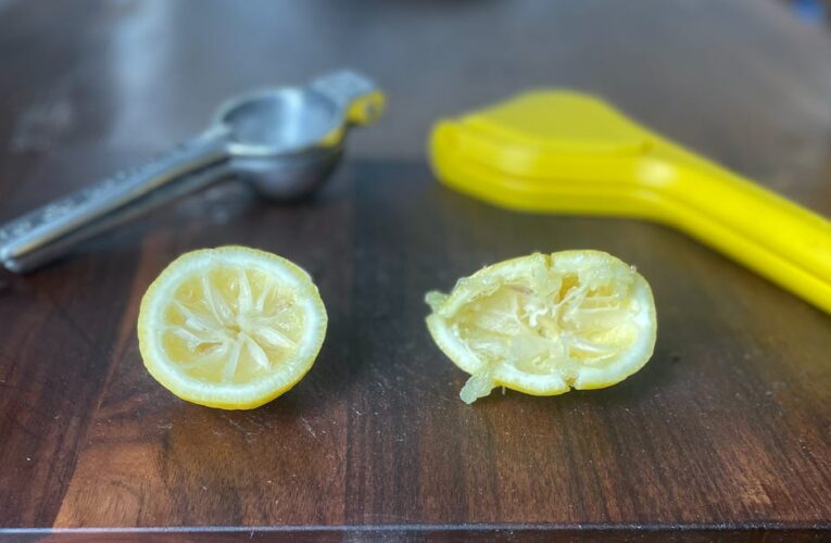 This $17 Handheld Lemon Juicer Gets Twice as Much Juice as My Old One     – CNET