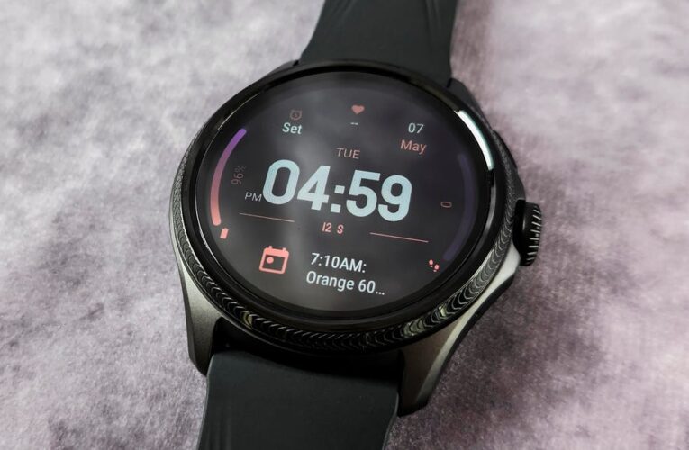 TicWatch Pro 5 Enduro: Battery, Software Tweaks Update the WearOS Watch     – CNET