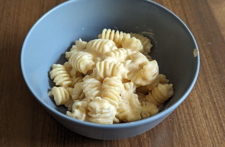 The Single Best Hack for 10-Minute Homemade Mac and Cheese     – CNET