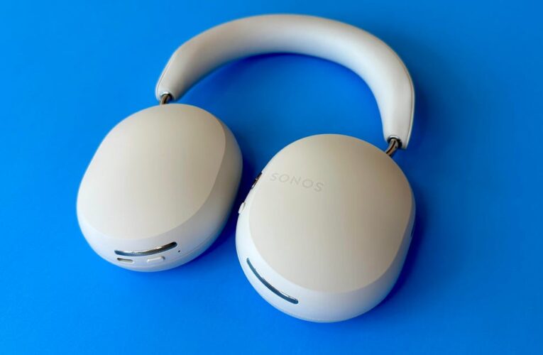 Sonos’ Highly-Anticipated Ace Headphones Let You Take Immersive Sound Everywhere     – CNET