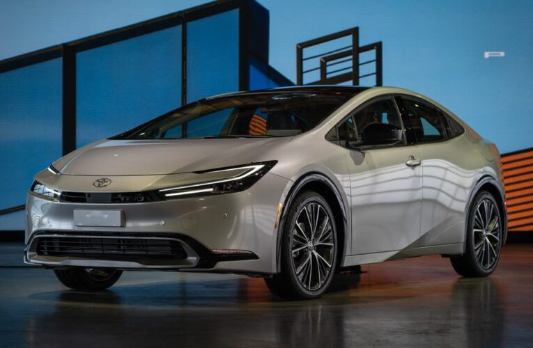 Best Plug-In Hybrid EVs for 2024     – CNET