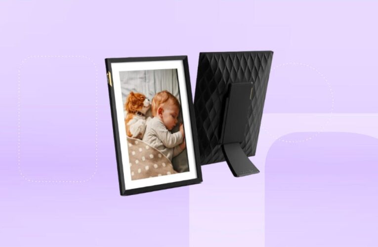 Relive Every Summer Moment With This Digital Picture Frame, Now 27% Off