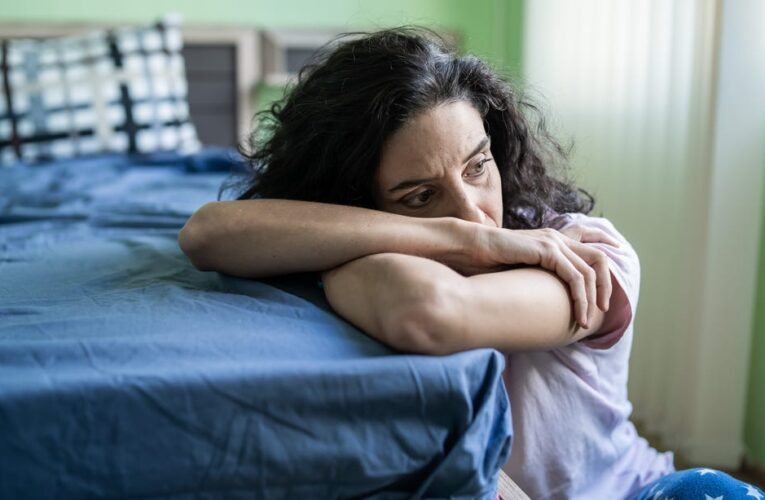 6 Ways to Sleep Better While Living With Depression