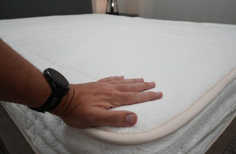 Awara Natural Mattress Review: Organic Materials Meet Affordable Pricing