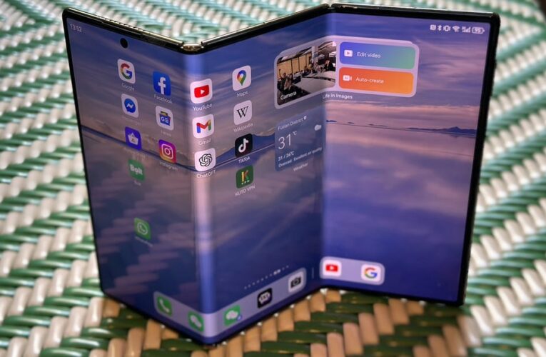 I Was Astounded by This New ‘Tri-Foldable’ Phone… and Skeptical, Too